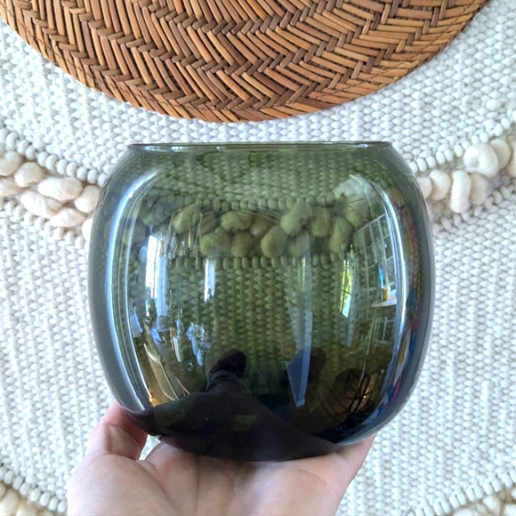 Iittala Kaasa Lantern, Moss Green, Diameter 14.1 cm, Height 11.5 - Picture 2 of 4